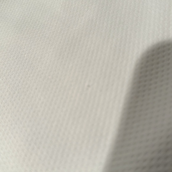 NIKE Women’s Golf Pullover. - Picture 6 of 8